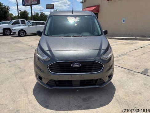 Used 2022 Ford Transit Connect XLT FWD image 2