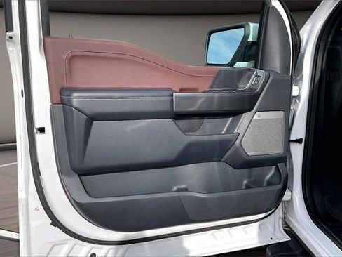 Used 2022 Ford F150 Lariat w/ Equipment Group 502A High image 22