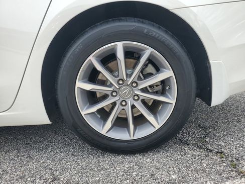 Certified 2018 Acura TLX w/ Technology Package FWD image 9