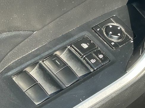 Used 2021 Toyota RAV4 XLE AWD/4WD image 27