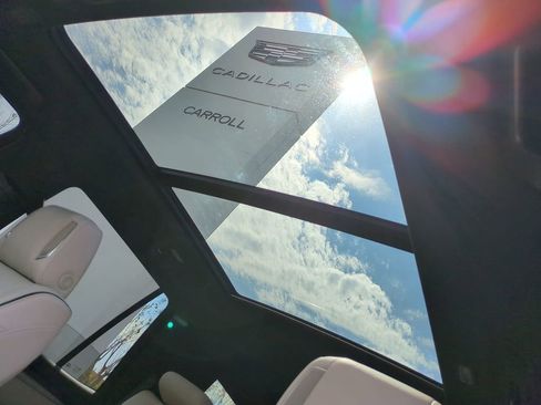 Certified 2025 Cadillac Escalade Sport w/ LPO, ONYX Package image 19