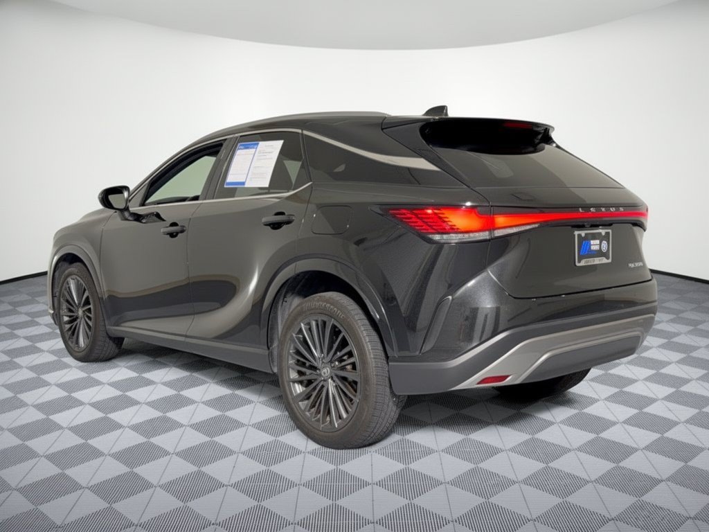 Used 2024 Lexus RX 350 Premium w/ Accessory Package (Z1) FWD image 3