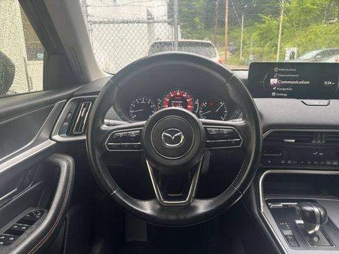 Used 2025 MAZDA CX-70 3.3 Turbo w/ Preferred Package AWD/4WD image 37
