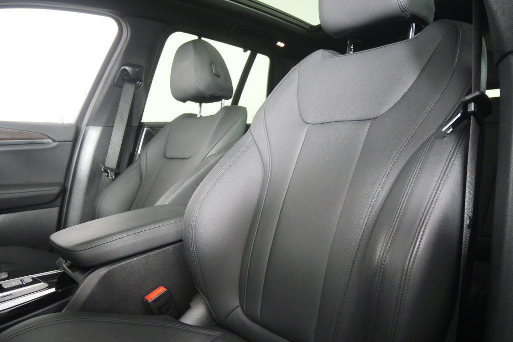 Used 2021 BMW X3 sDrive30i w/ Convenience Package RWD image 11