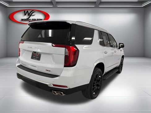 New 2026 GMC Yukon Denali w/ LPO, Floor Liner Package RWD image 6