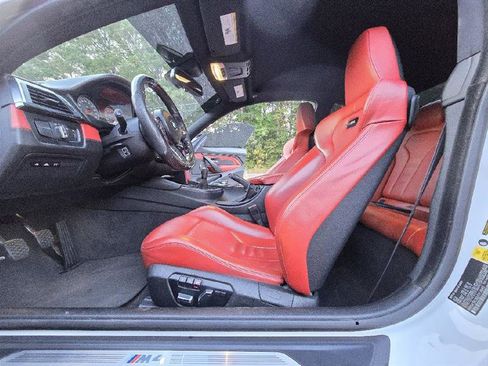 Used 2020 BMW M4 Coupe w/ Competition Package image 26