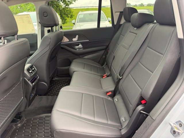 New 2026 Mercedes-Benz GLS 450 4MATIC image 18
