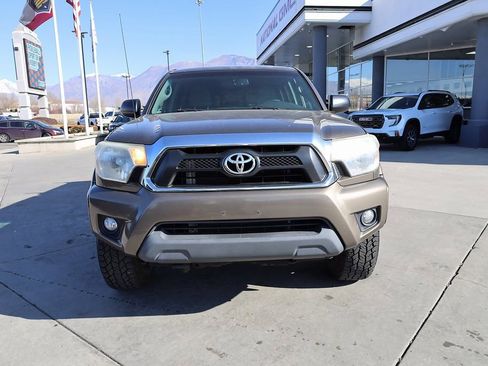 Used 2012 Toyota Tacoma 4x4 Double Cab w/ TRD Off-Road Pkg image 9