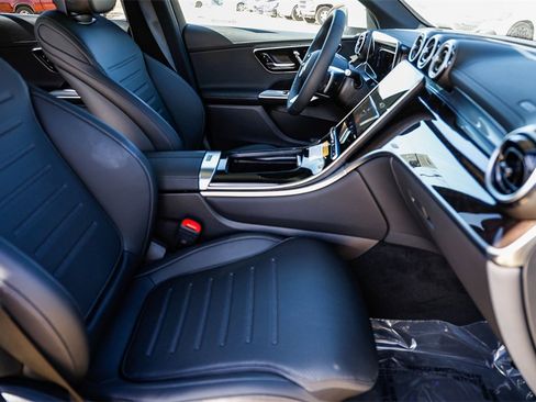 New 2025 Mercedes-Benz GLC 350e 4MATIC image 17
