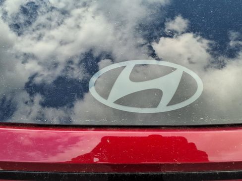 Certified 2025 Hyundai Tucson SEL AWD/4WD image 15