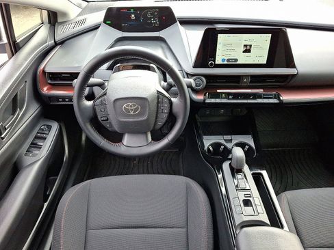 Certified 2024 Toyota Prius Prime SE image 11