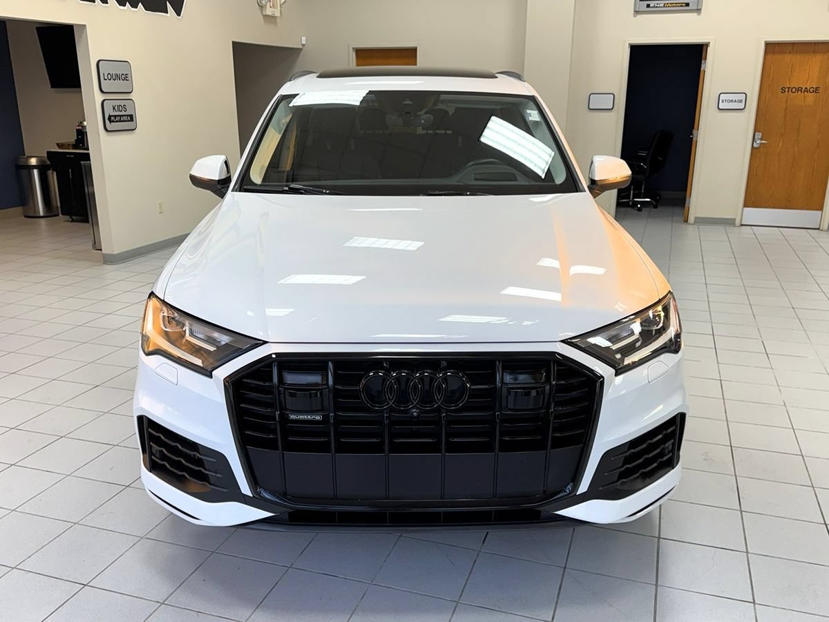 Used 2022 Audi Q7 3.0T Prestige AWD/4WD image 3