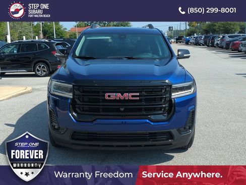 Used 2023 GMC Acadia SLT w/ Elevation Edition FWD image 10