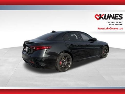 Used 2021 Alfa Romeo Giulia Ti Sport image 4