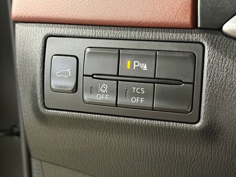 Used 2018 MAZDA CX-9 Signature image 25