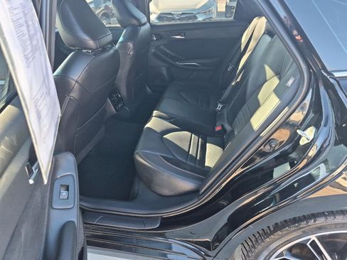 Used 2022 Toyota Avalon Touring w/ Advanced Safety Package image 11