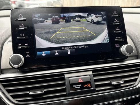 Used 2021 Honda Accord Sport image 21