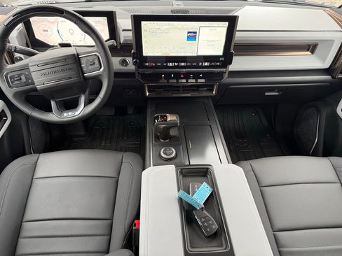 Used 2024 GMC Hummer EV 2X image 16