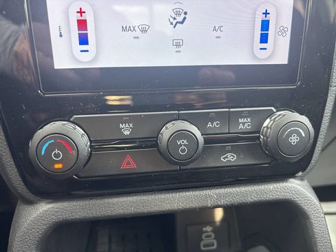 Used 2024 Ford Ranger XLT w/ Trailer Tow Package image 27