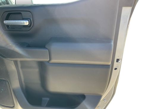 Used 2021 Chevrolet Silverado 1500 LT image 18