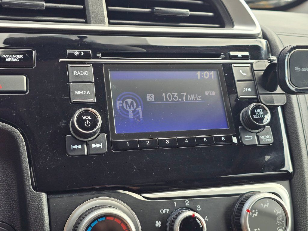 Used 2020 Honda Fit LX image 19