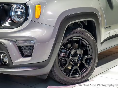 Used 2020 Jeep Renegade Altitude FWD image 5