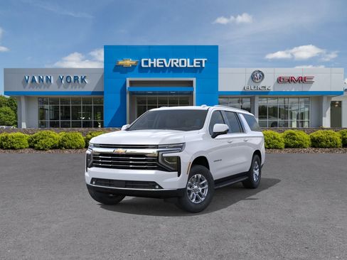 New 2026 Chevrolet Suburban LT AWD/4WD image 32