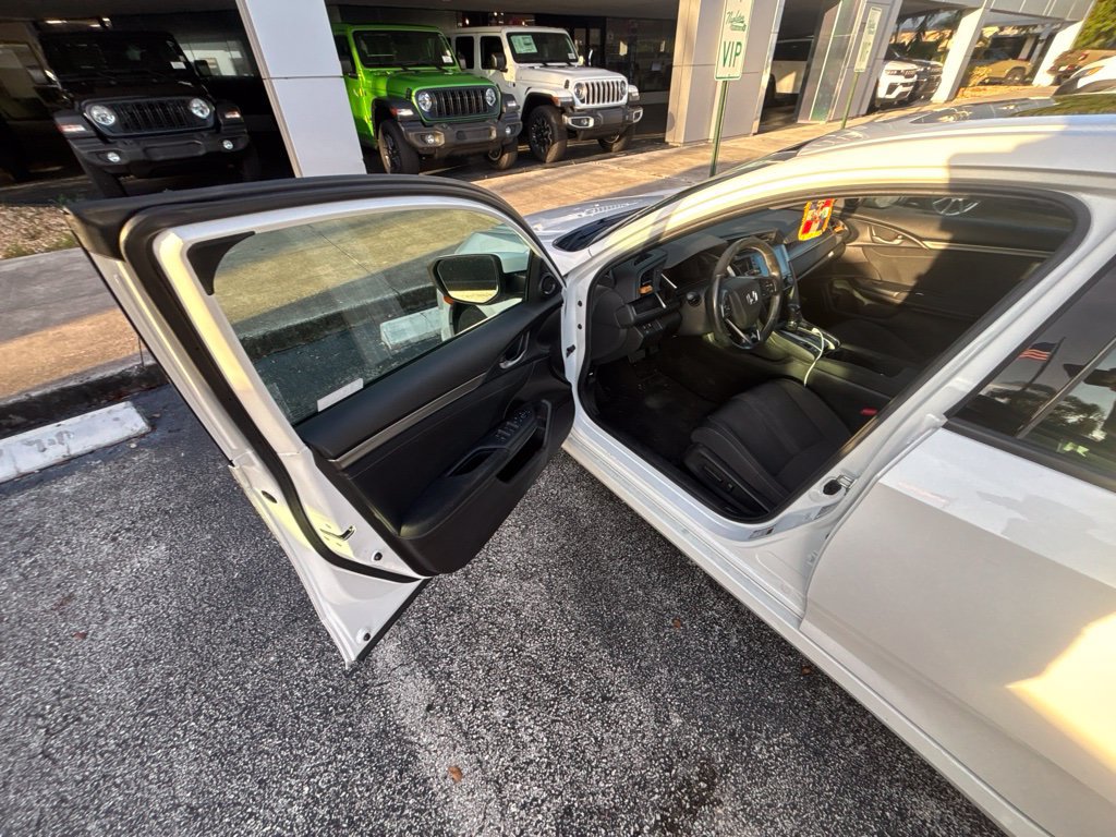 Used 2021 Honda Civic EX image 29