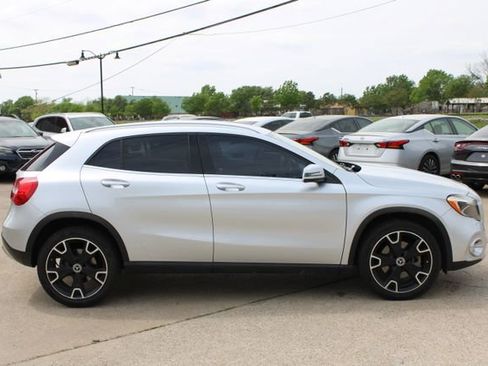 Used 2019 Mercedes-Benz GLA 250 image 2