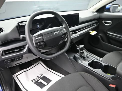 New 2026 Kia K4 LXS image 13