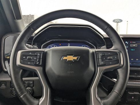 Used 2023 Chevrolet Silverado 1500 LTZ w/ Z71 Off-Road Package image 22