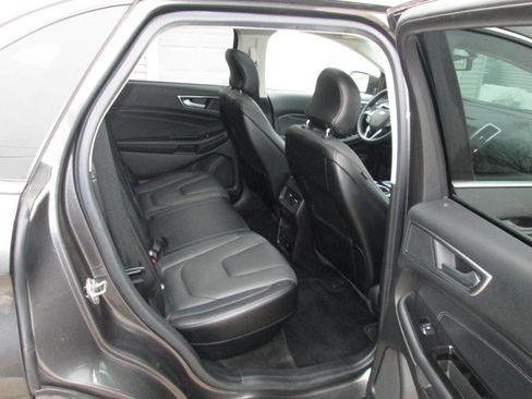 Used 2017 Ford Edge Titanium w/ Equipment Group 301A image 19