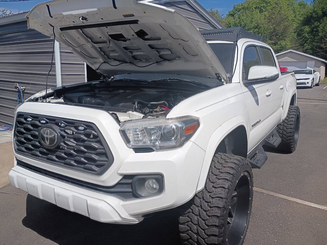 Used 2020 Toyota Tacoma TRD Sport AWD/4WD image 22