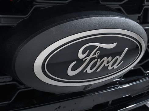 New 2026 Ford F350 Lariat w/ Black Appearance Package image 20