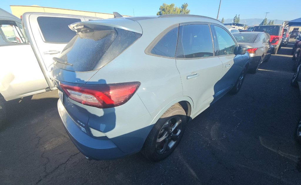 Used 2023 Ford Escape ST-Line AWD/4WD image 11