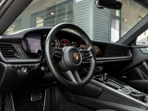 Certified 2022 Porsche 911 Carrera S image 4