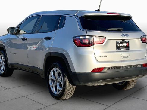 Used 2025 Jeep Compass Sport AWD/4WD image 12