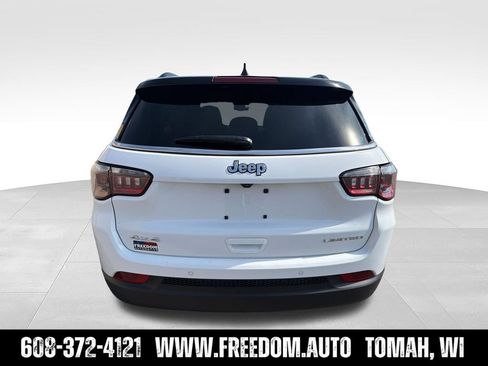 Used 2025 Jeep Compass Limited AWD/4WD image 4