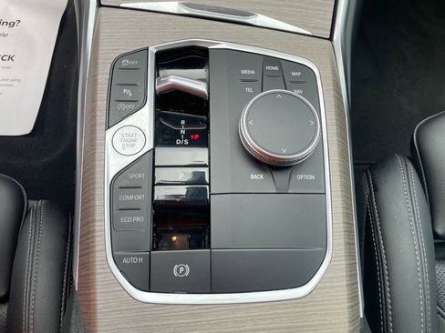 Used 2025 BMW 330i Sedan RWD image 19