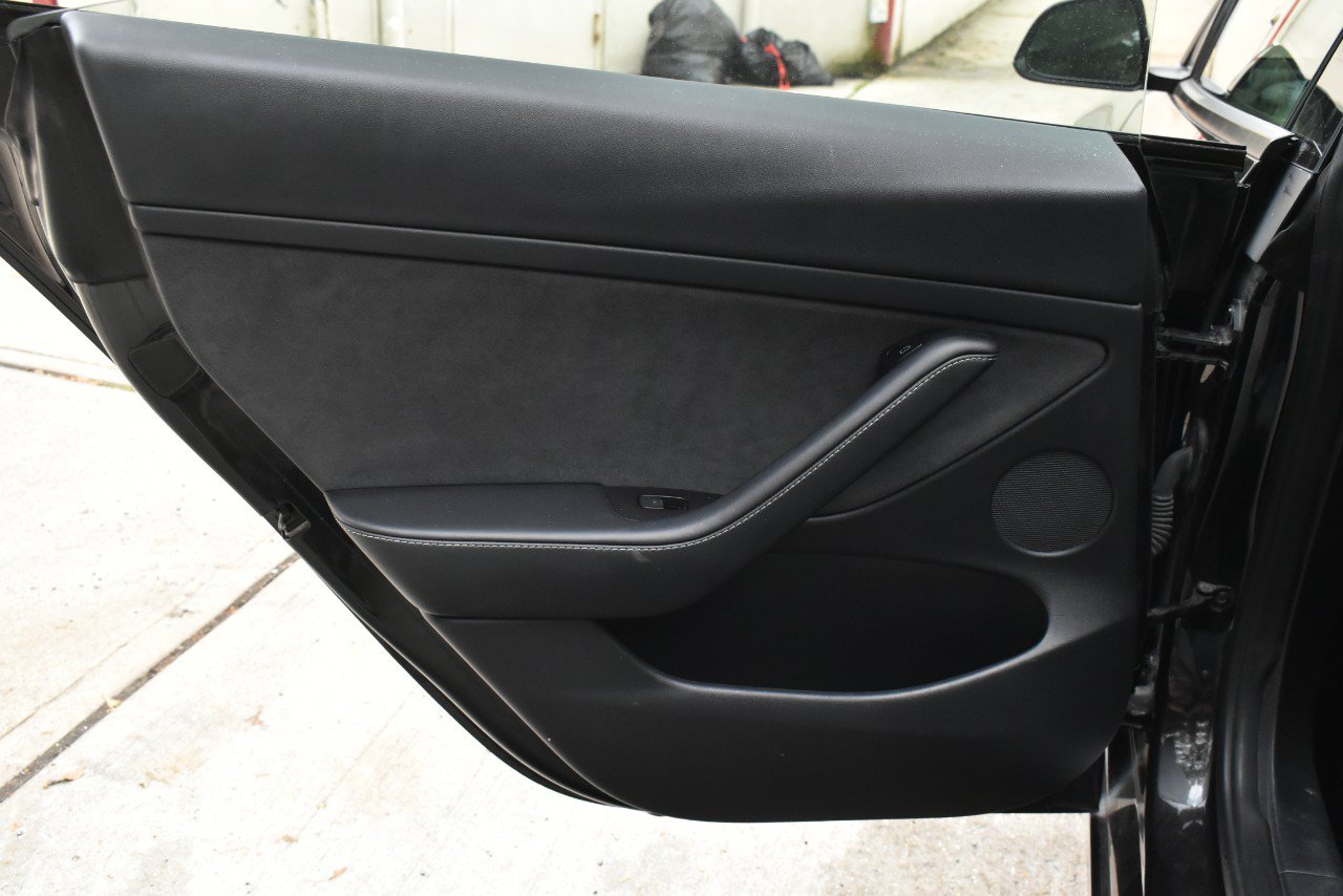 Used 2022 Tesla Model 3 Long Range AWD/4WD image 17