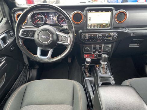 Certified 2021 Jeep Gladiator Mojave image 14