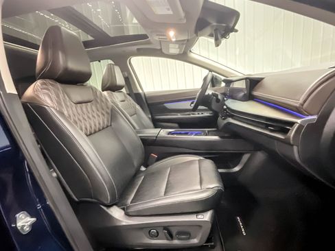 Used 2025 Nissan Murano Platinum w/ Cargo Package image 15