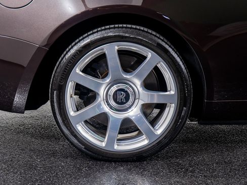 Used 2017 Rolls-Royce Dawn image 10