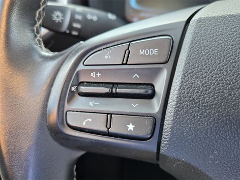 Certified 2023 Hyundai Venue SEL w/ Cargo Package image 22