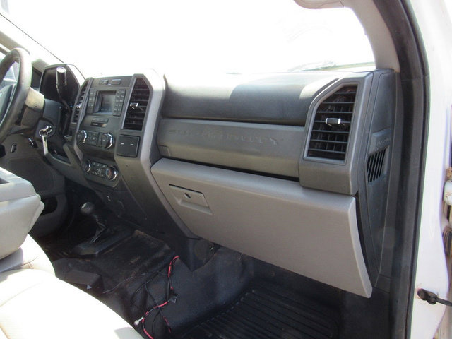Used 2019 Ford F550 4x4 SuperCab Super Duty image 16