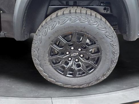 New 2026 Chevrolet Colorado Trail Boss AWD/4WD image 15