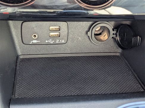 Certified 2024 Subaru Forester Limited image 25