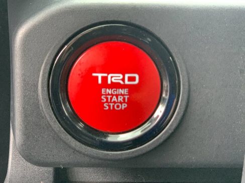 Used 2026 Toyota Tacoma TRD Off-Road AWD/4WD image 25