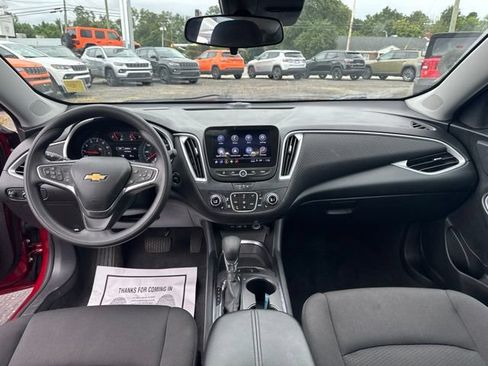 Used 2024 Chevrolet Malibu LT FWD image 13