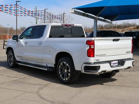 Used 2023 Chevrolet Silverado 1500 High Country w/ Technology Package image 5